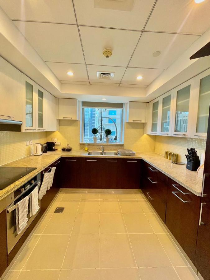 First Class 2Br With Burj Khalifa & Downtown View Dubai Exterior photo