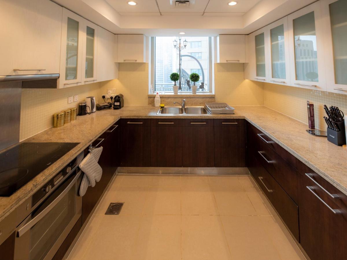 First Class 2Br With Burj Khalifa & Downtown View Dubai Exterior photo